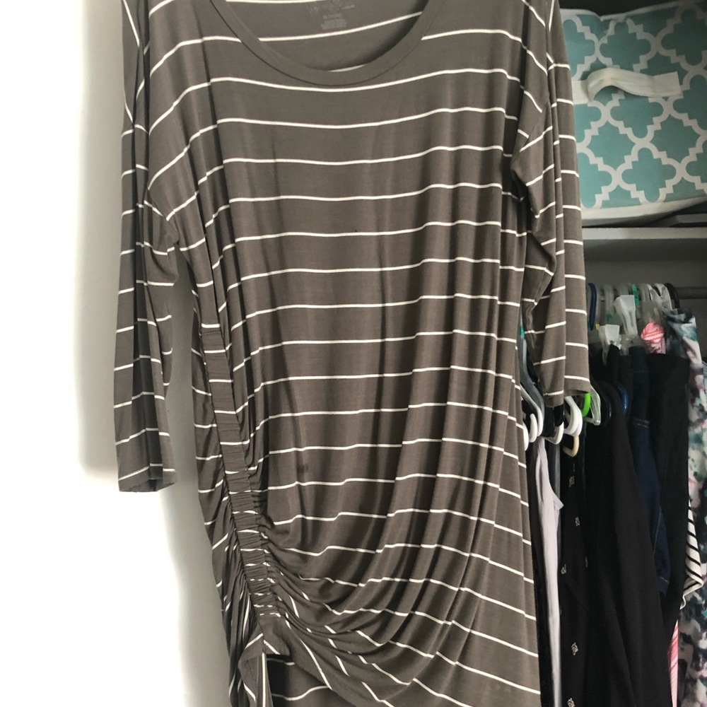 Maternity Clothes - image 5